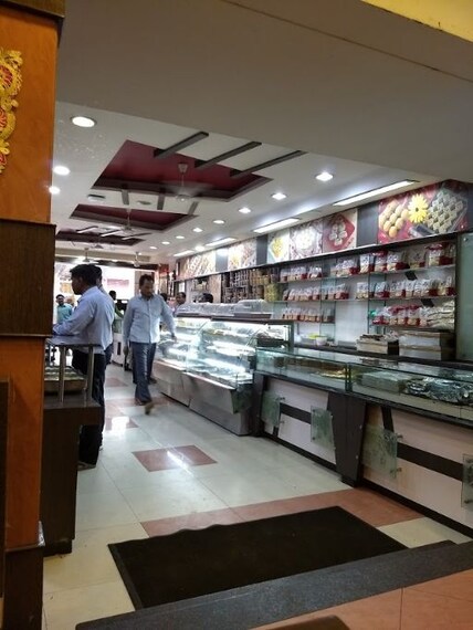 Restaurant Shree Ganga-4